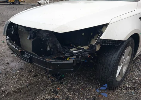 2015 Kia Optima Lx z USA, uszkodzony, nr VIN KNAGM4A71F5639275